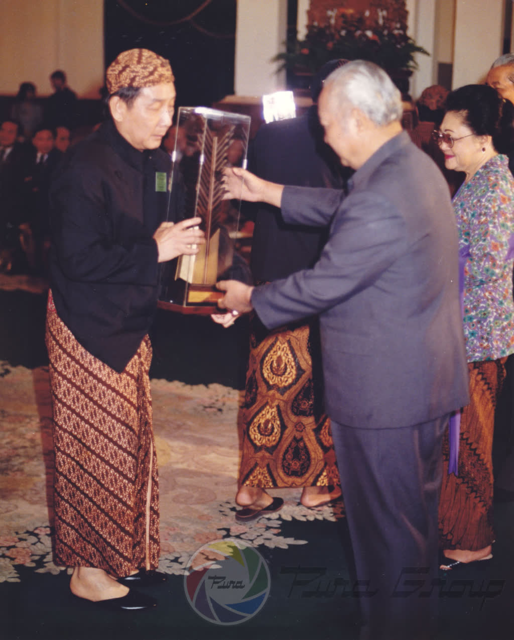 PRESIDENTIAL AWARD: UPAKARTI 1991